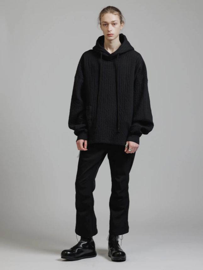アイレットキルトフーディ-  - PUFFER JERSEY HOODIE BLACK