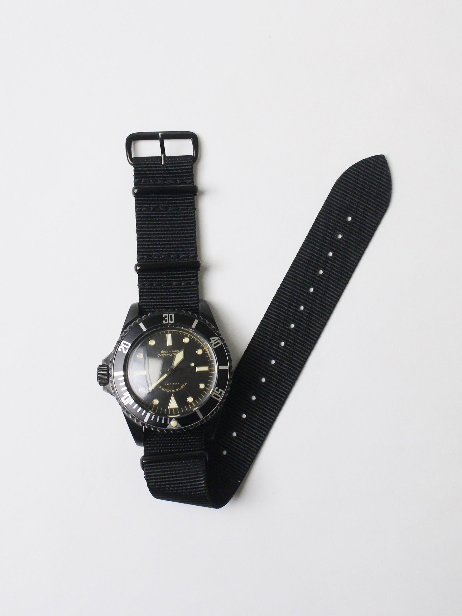 美品】VAGUE WATCH CO.（ヴァーグ ウォッチ）ブラック・サブ防水性能