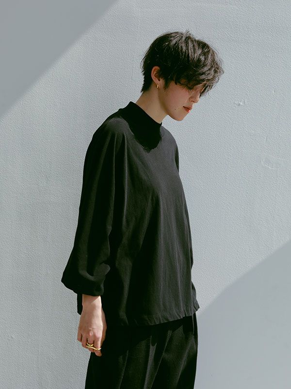 モックネック ボリューム スリーブ PO - BLACK