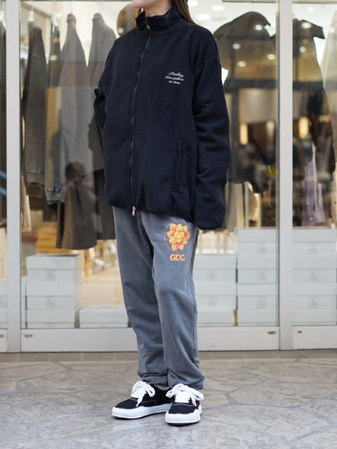 グラフィックで魅せる”GDC×MIHARA”ストリートスタイル