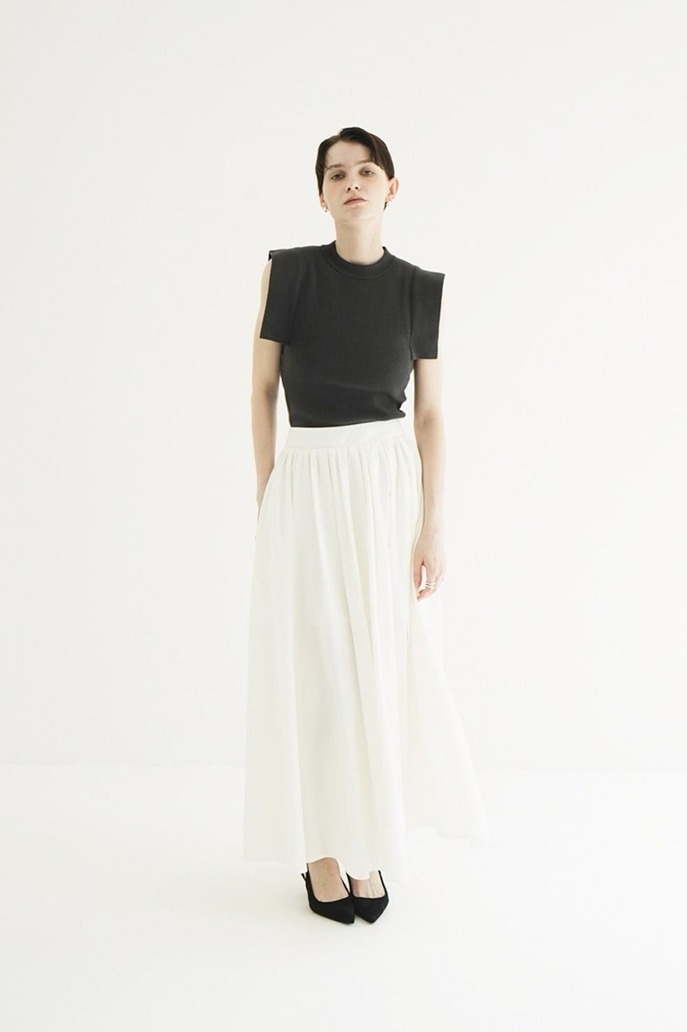 【27AW】 スクエアスリーブニットトップス - SQUARE SLEEVE KNIT TOPS (BLACK)