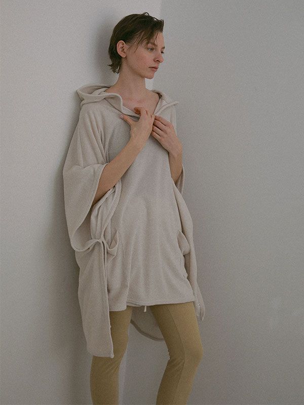 フェードパイルフードポンチョ (GREIGE)