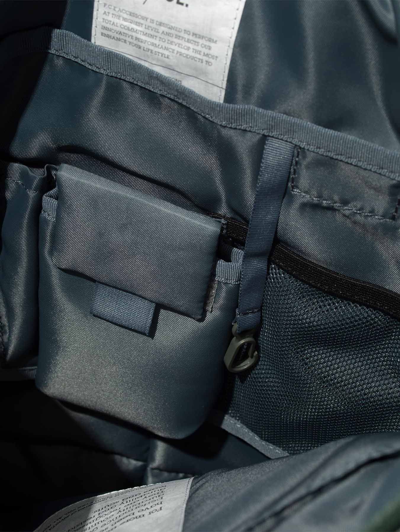 3ウェイヘルメットバッグ / 420 re/cor 3WAY HELMET （Foliage Green)