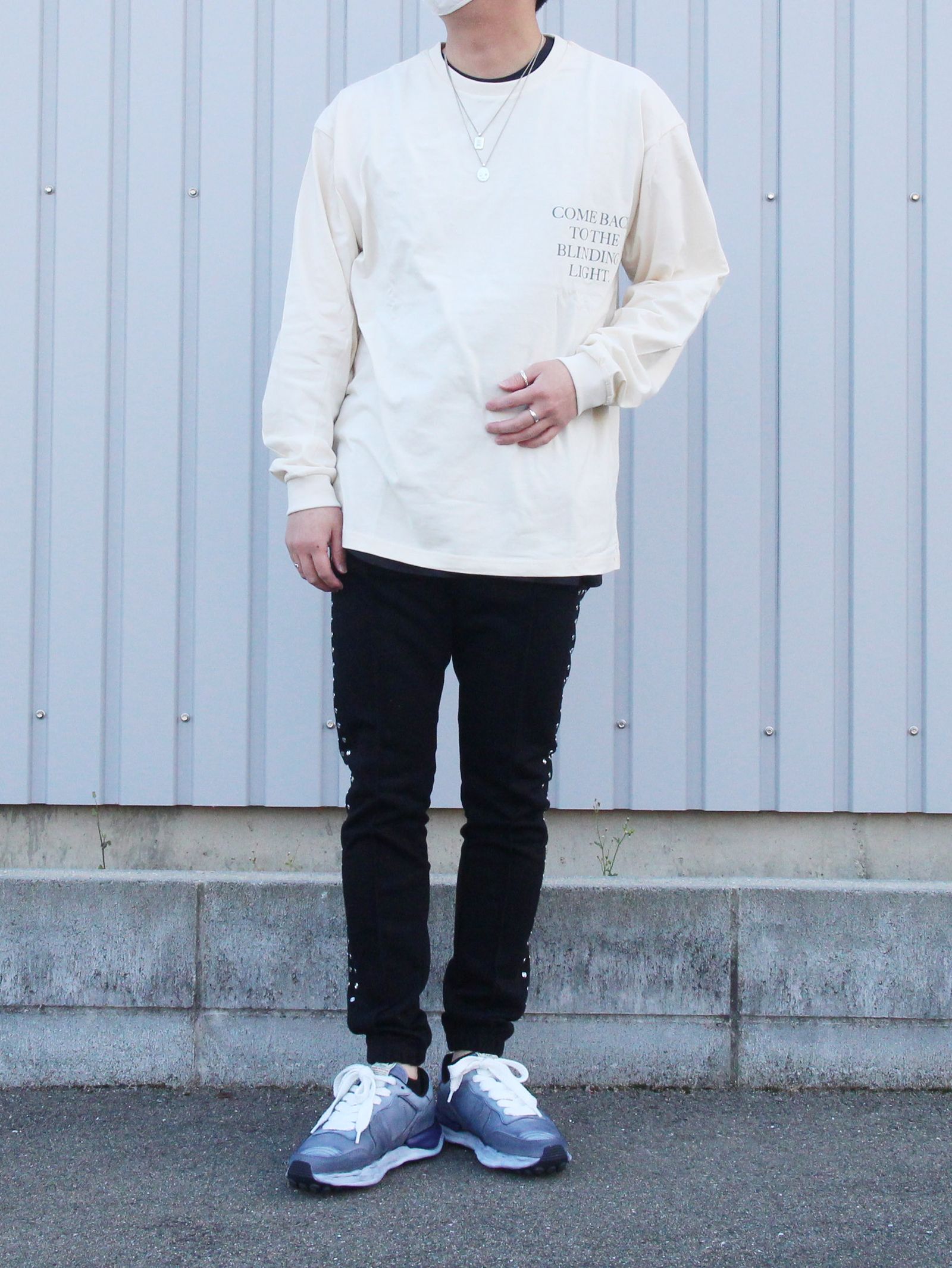 ロゴスリーブカットソー - LONG SLEEVE TATTOO TEE USED IVORY
