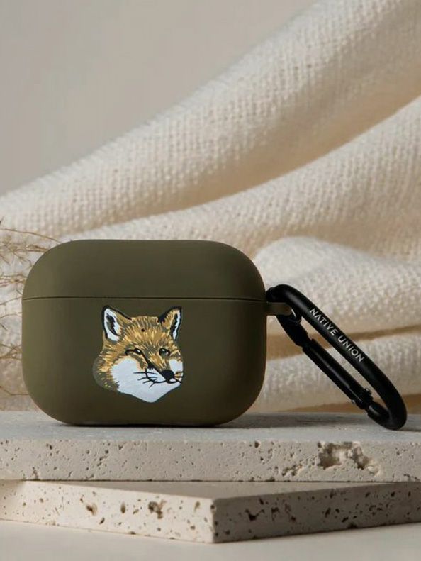 MAISON KITSUNÉ - FW2022 TECH COLLECTION FOX HEAD CASE FOR AIRPODS ...