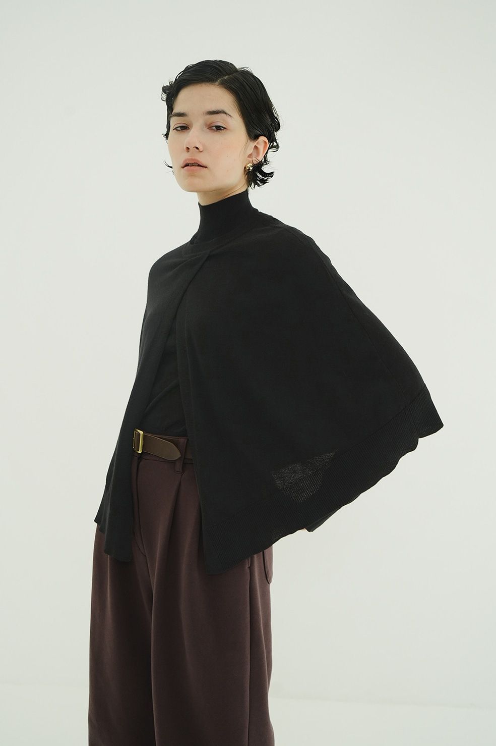 ケープ + ニットトップス - CAPE SET KNIT TOPS (BLACK)