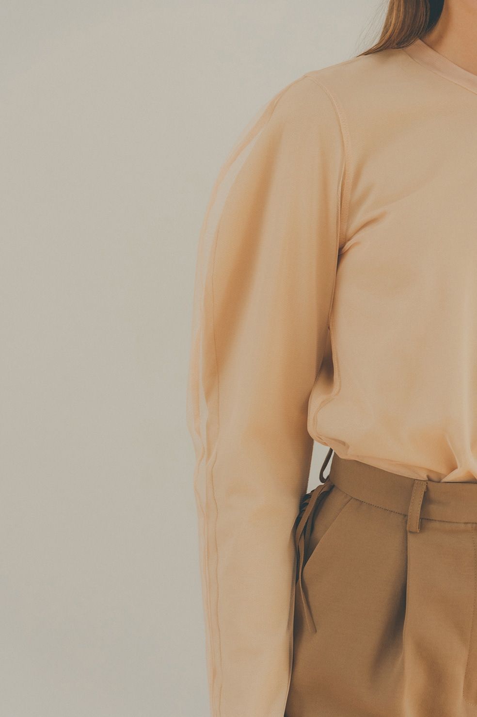 MESH LAYERED COMPACT TOPS - BEIGE