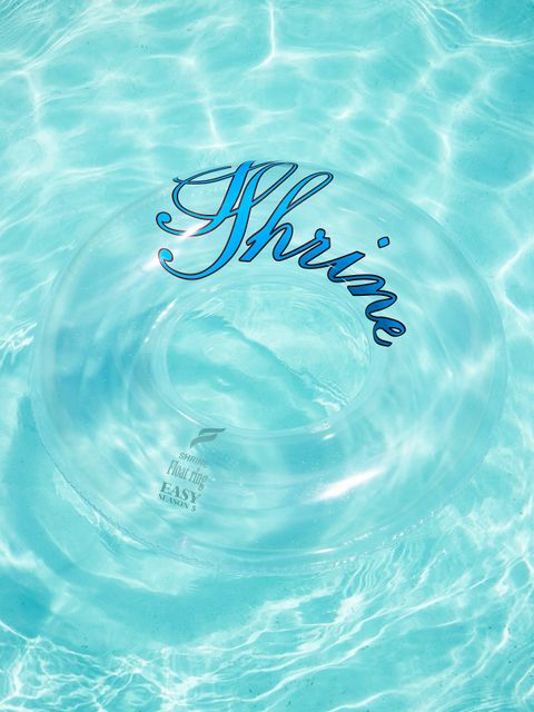 クリアロゴ浮き輪 "Float Ring"