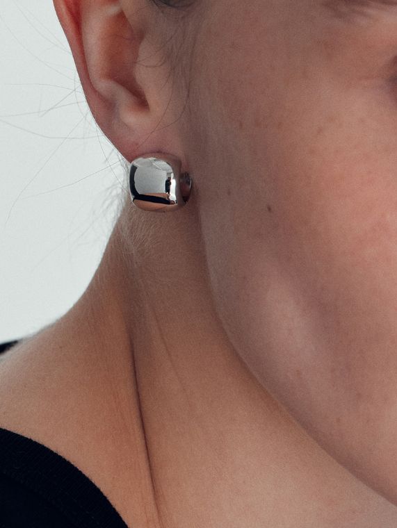【両耳用】 ラージボリューム ワン タッチ ピアス - Volume One Touch Earrings SILVER