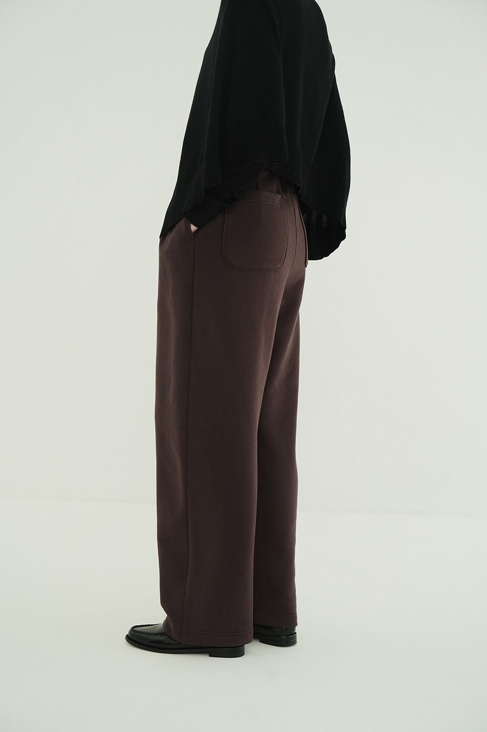 2タックスウェットパンツ - TWO TUCK SWEAT PANTS (BROWN)