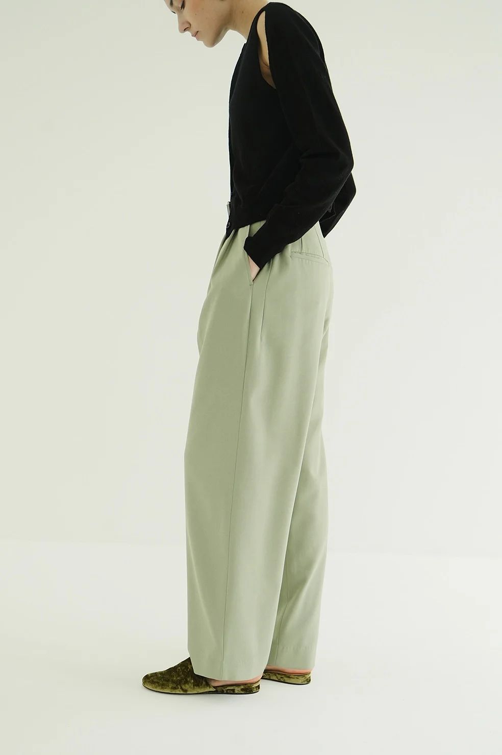 【25AW】 ベーシックタックパンツ -  BASIC TUCK PANTS (MINT)