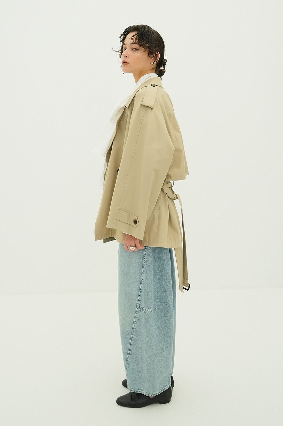 オーバー ショートトレンチコート - OVER SHORT TRENCH COAT (BEIGE)