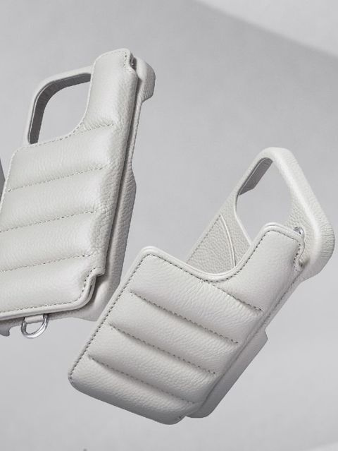 【BALLON バロン】 手帳型 レザーケース iPhone 14～17シリーズ対応 (パール）