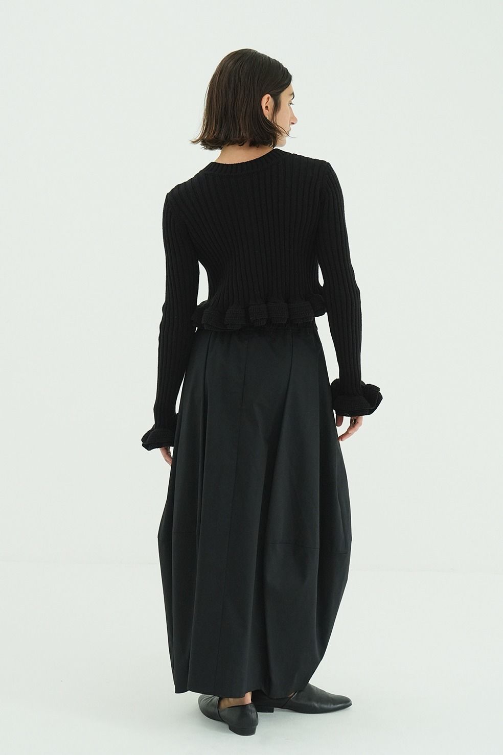 ダブルフェイス フリルド ニットトップス - W FACE SHORT FRILLED KNIT TOPS (BLACK)