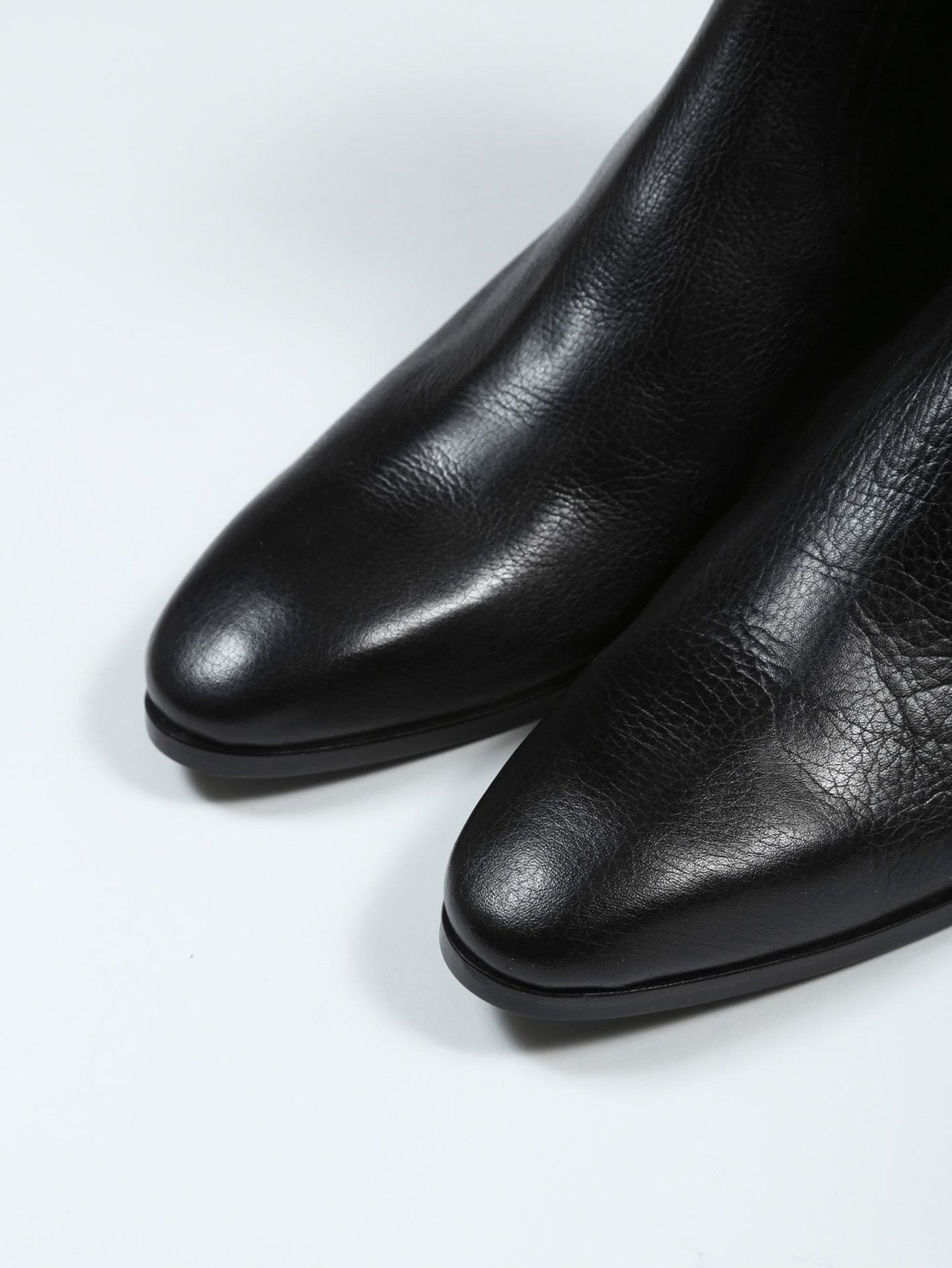 エンボス 5cm ヒールブーツ - Emboss Heel Boots - Black