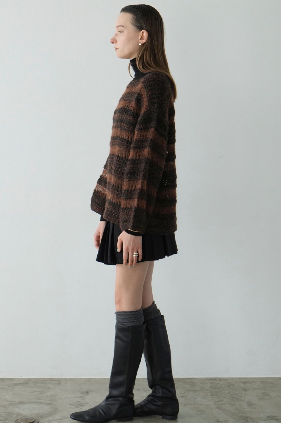 ボーダーニットトップス- SHEER BORDER MOHAIR KNIT - BROWN