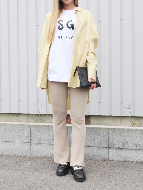 女性らしい抜けを意識したETRE TOKYOの新作スタイル