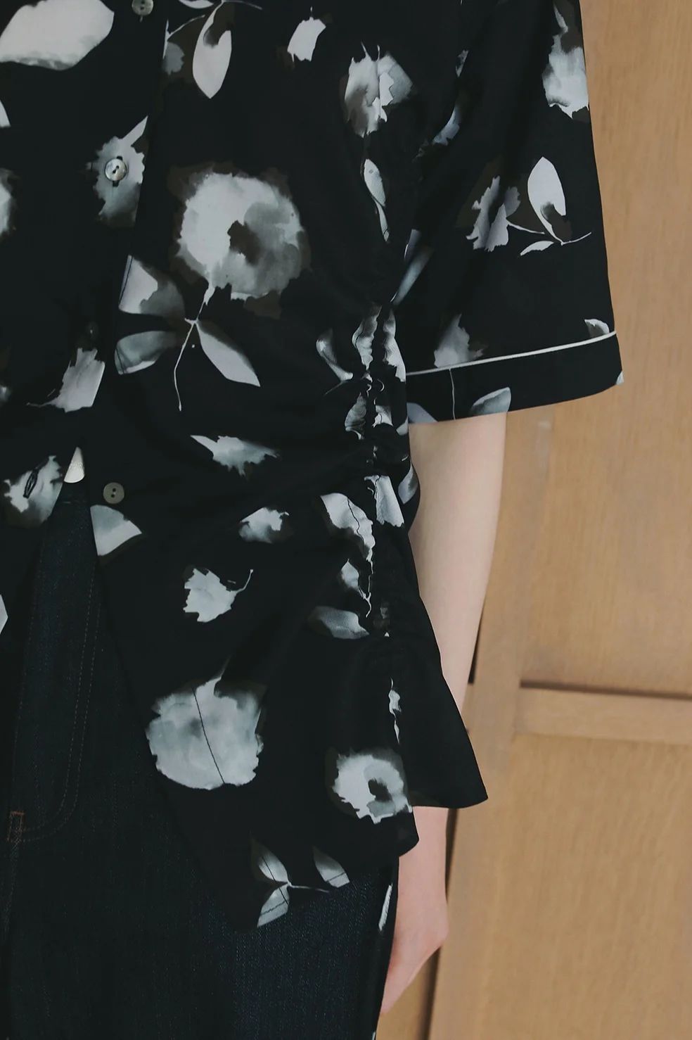 フラワーシャツ - BLURRED FLOWER SHIRTS - BLACK