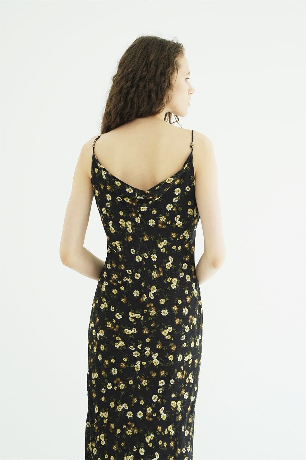 キャミソールドレス - MABEL FLOWER DRAPE CAMI (BLACK)