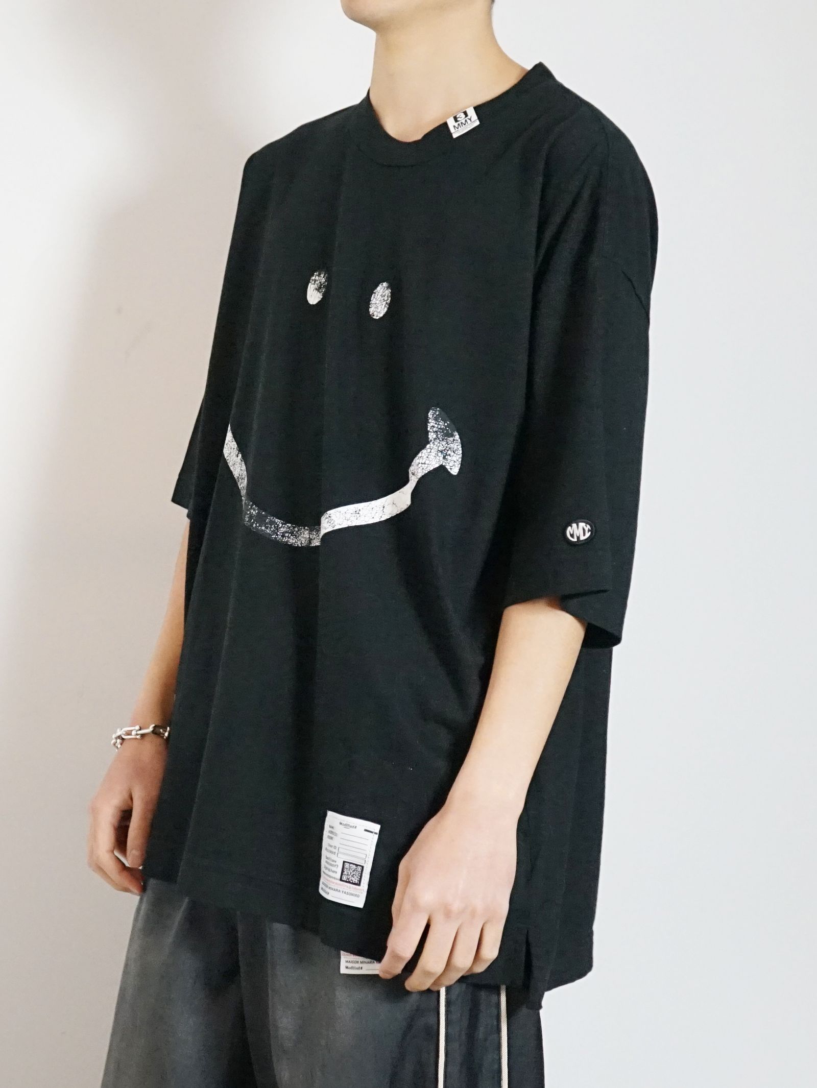スマイリーフェイス プリントティーシャツ - smily face PT Tee - BLACK