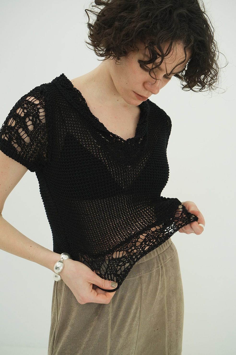 クロップドニットトップス - CROPPED CROCHET KNIT TOPS - BLACK