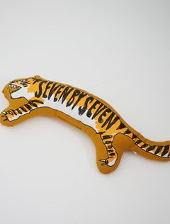 【ラージ】 トラクッション - TIGER QUSHION - yellow