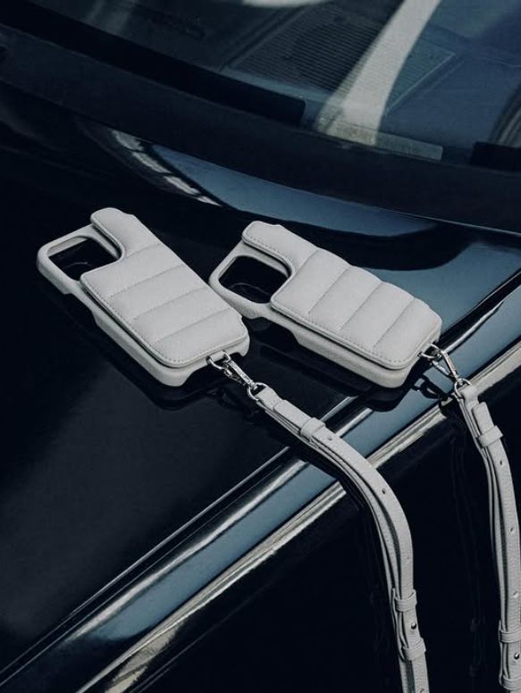 【BALLON バロン】 手帳型 レザーケース iPhone 14～17シリーズ対応 (パール）