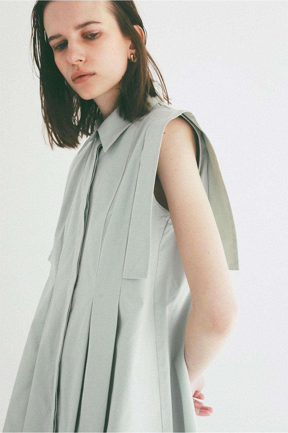 パネルプリーツ スクエアスリーブシャツ - PANELL PLEAT SQUARE SLEEVE SHIRTS (MINT)