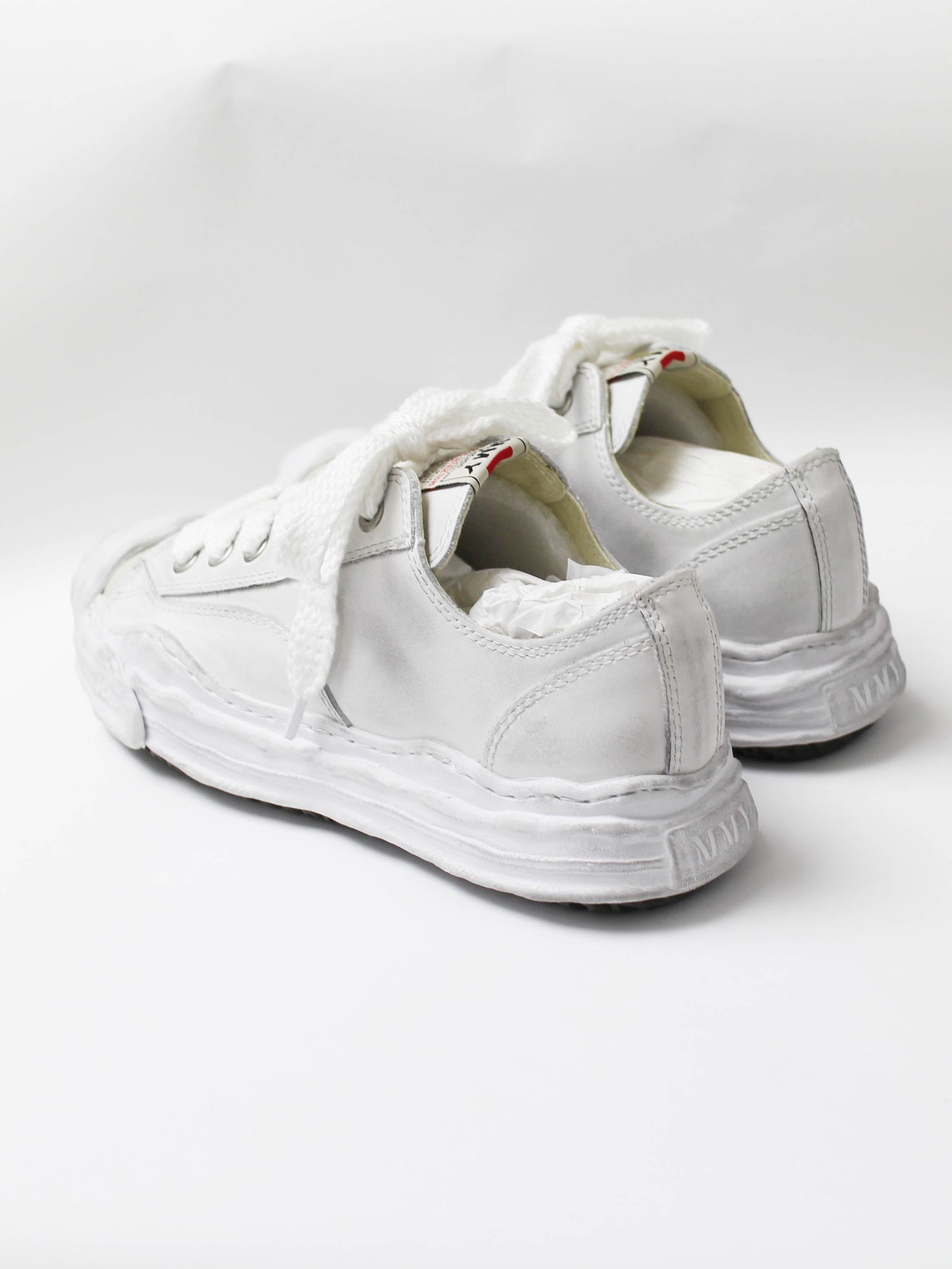 "HANK" OG Sole DIS LEATHER Low-top Sneaker - WHITE