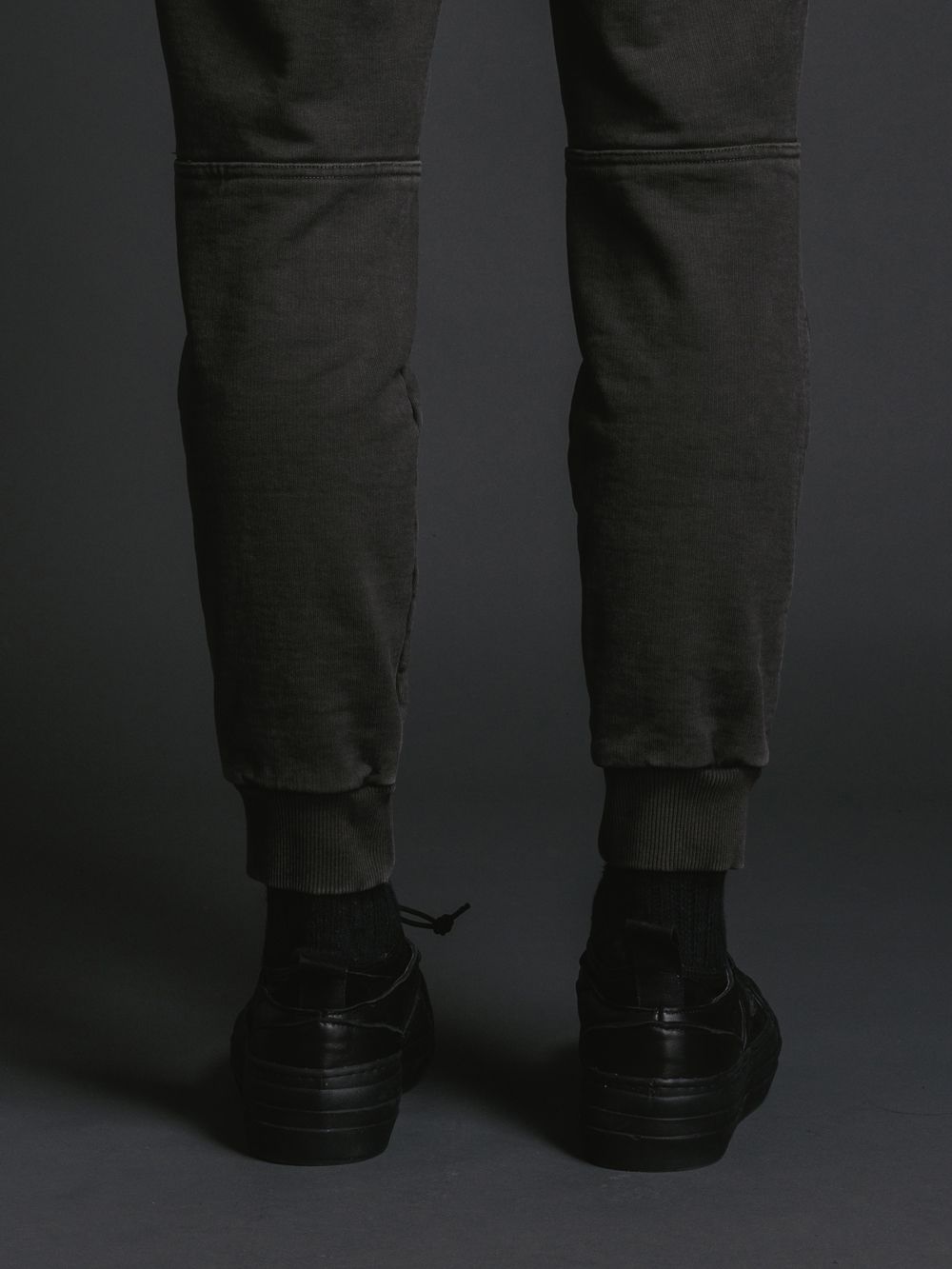 ローカット スニーカー - BLACK