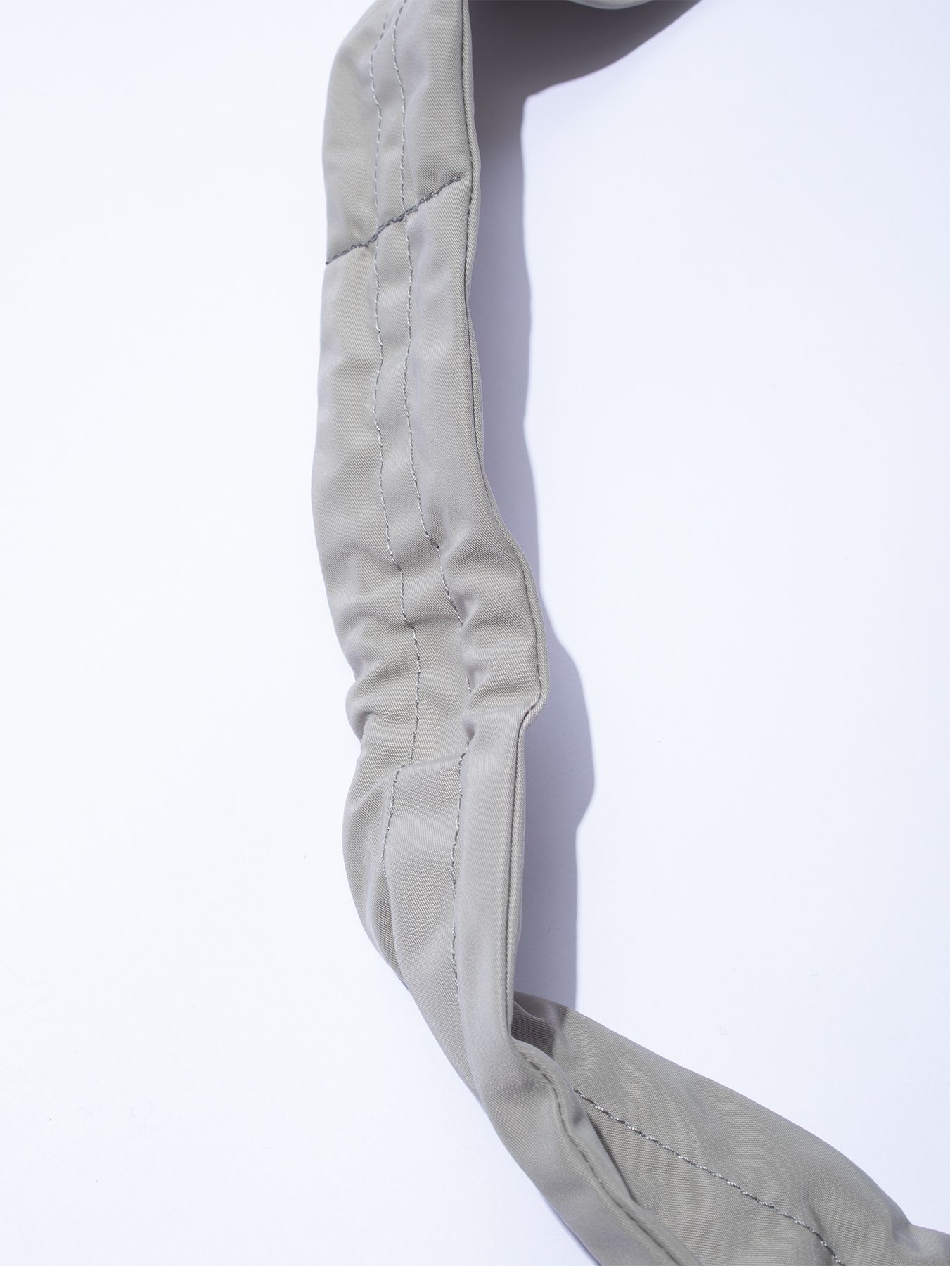テクスチャード ツイル ボディバッグ  / TEXTURED TWILL BODY BAG （BEIGE)