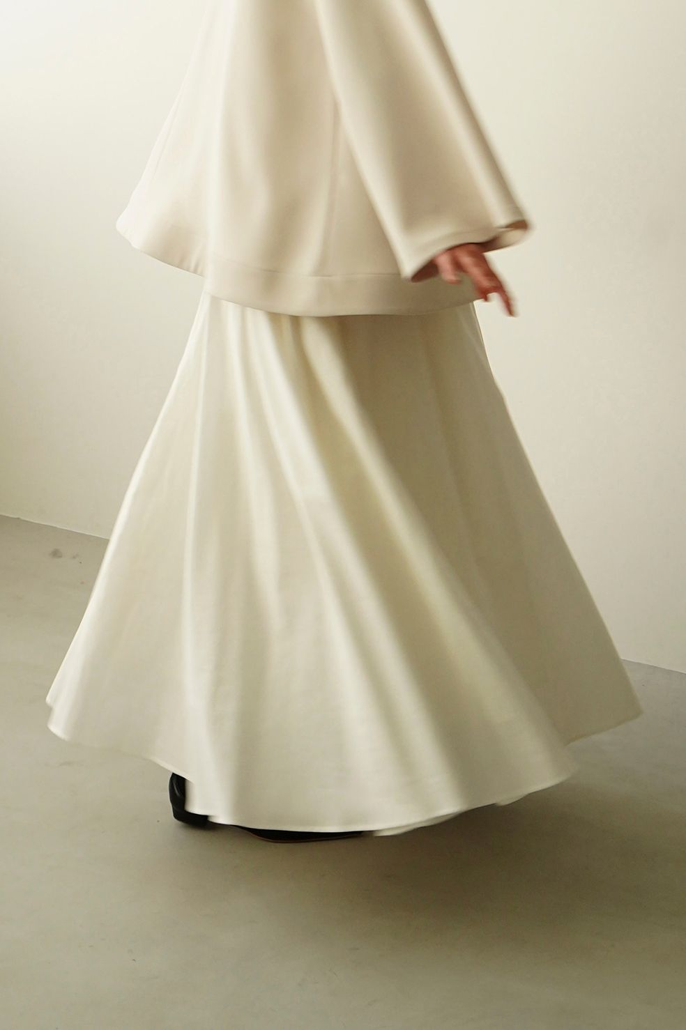 ボリューム マキシ スカート - VOLUME MAXI SKIRT WHITE