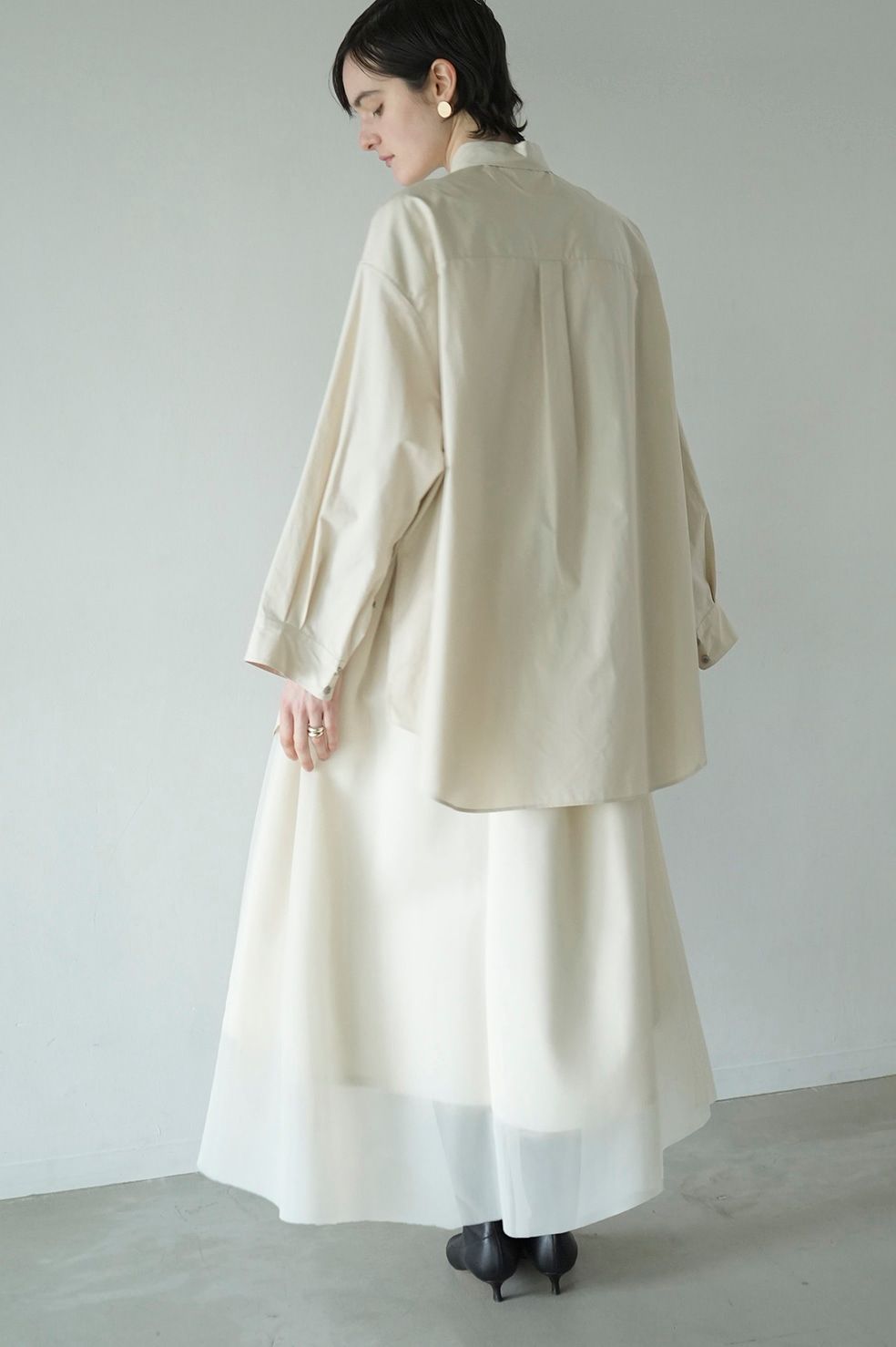 ボリューム フレア スカート - ベージュ - SHEER RUSSELL VOLUME FLARE SKIRT