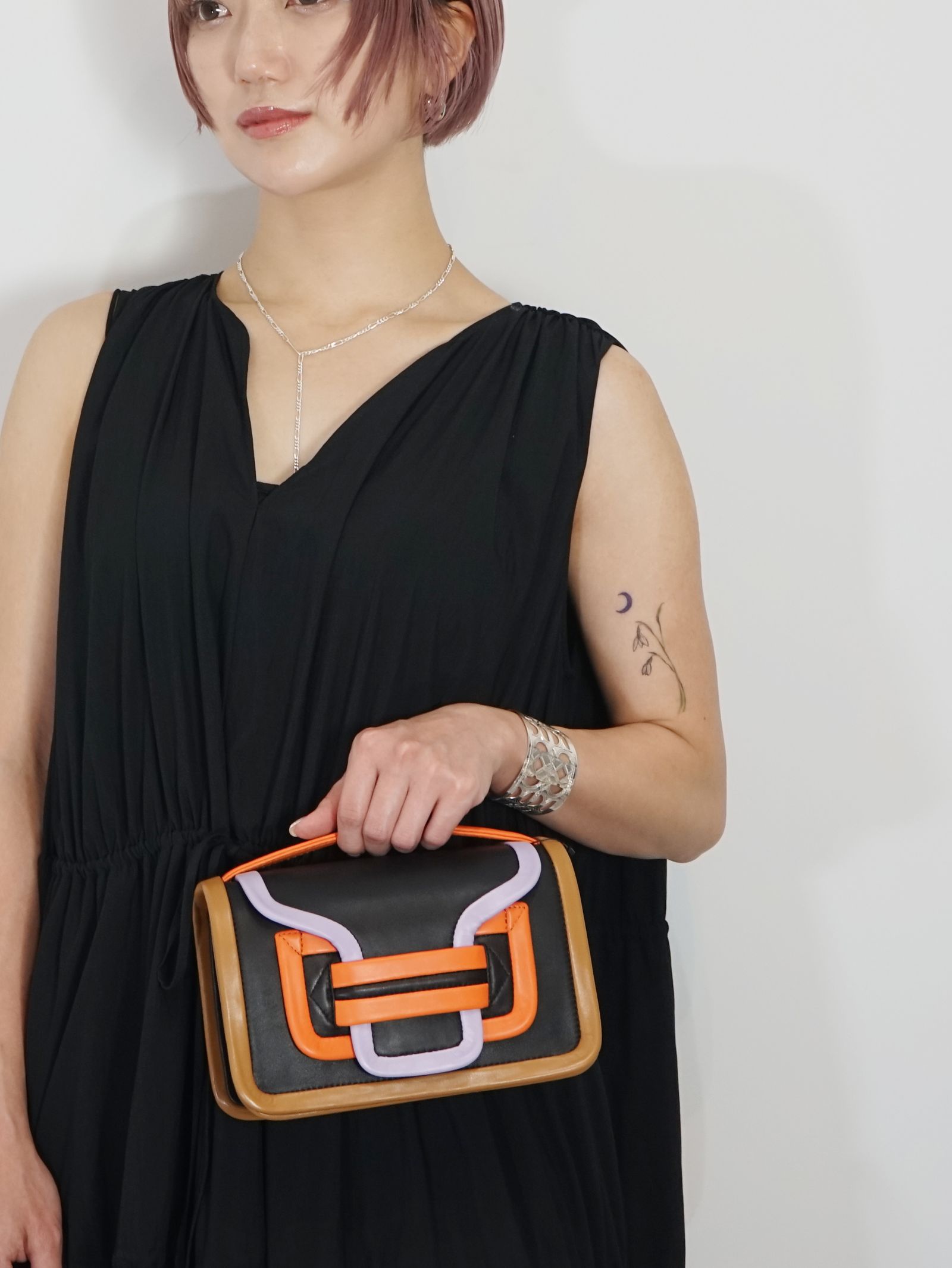 アルファ ハンドバッグ - ALPHA BAG -BLACK -MULTI