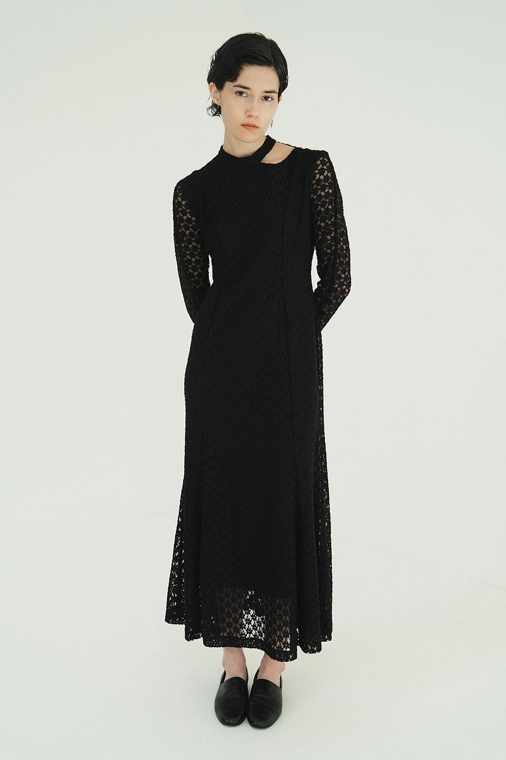 フラワーレースワンピース - 3D FLOWER LACE SLASH NECK ONEPIECE (BLACK)