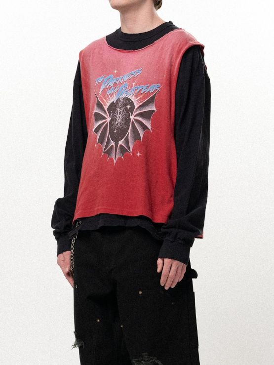 "THE DARKNESS WILL DISAPPEAR" ドッキングロングスリーブTシャツ | Docking Long-Sleeve T-shirt (RED)