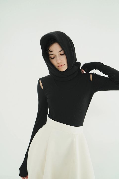 レイヤードカットトップス -  LAYERED SHOULDER CUT TOPS (BLACK)