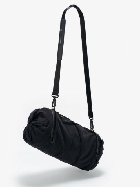 VIKOS M Smooth BLACK  - ショルダーバッグ