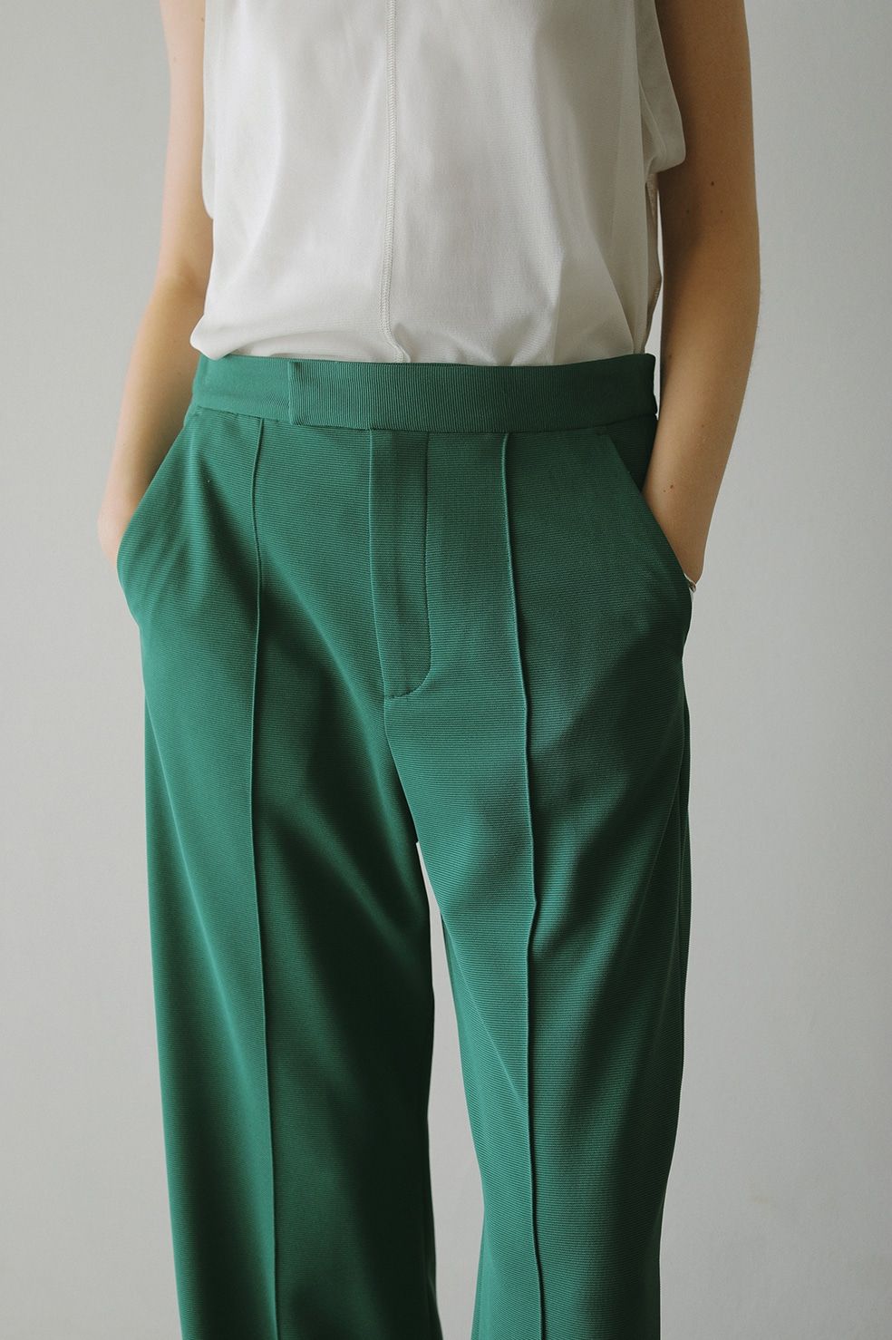 サイドベンツパンツ - SIDE VENTS PANTS GREEN