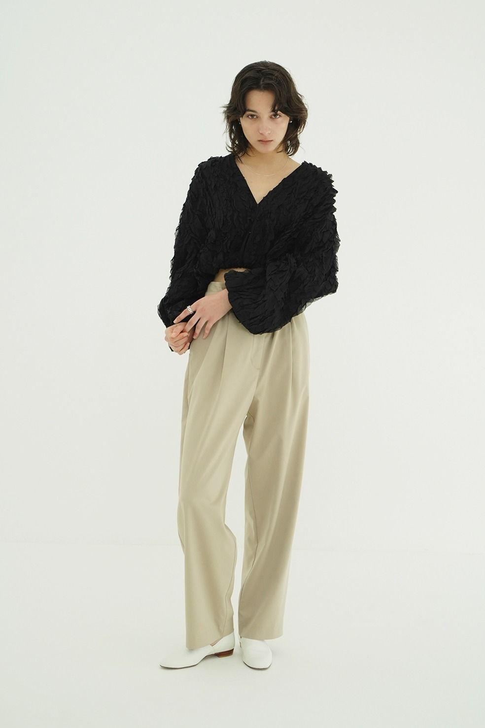 フリルボレロ - TOPSTITCHED FRILL BOLERO (BLACK)