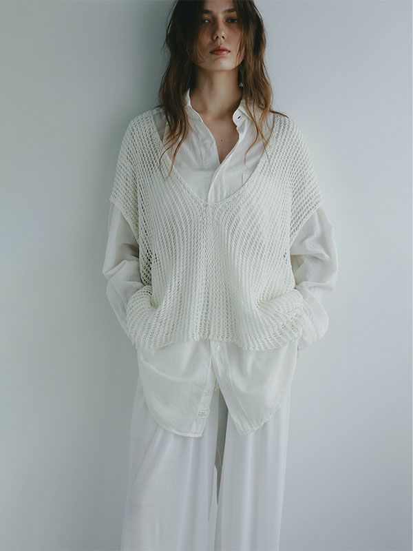 lily♡　ETRE TOKYO コンフィーポロスウェットプルオーバー ETRE TOKYO - フィッシュネットスリーブレスニットプルオーバー