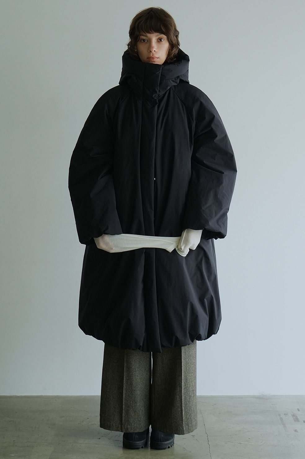 バルーン フーディ ロングダウンコート - BALLOON HOODIE LONG DOWN COAT - BLACK