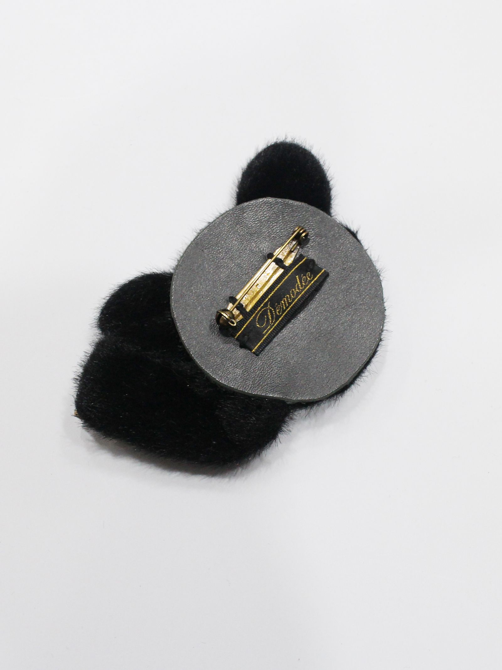 クロヒョウブローチ -  Black panther brooch