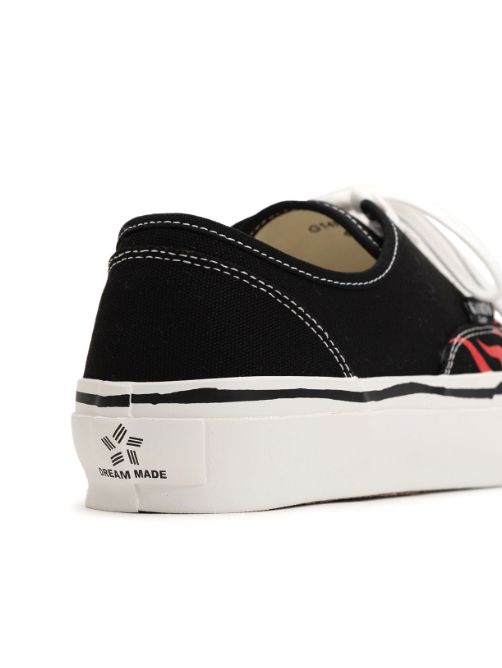 【HERC / ハーク】 ファイヤーパターンスニーカー - FIRE PATTERN VULCANIZED SNEAKER