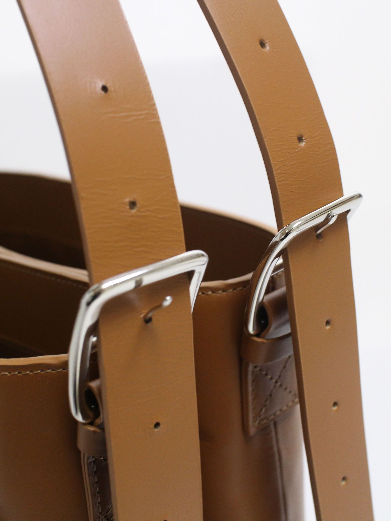 ドッキングショルダーバッグ - DOCKING SHOULDER BAG CAMEL