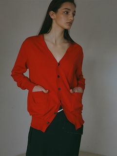 アウトポケットVネックニットカーディガン - RED