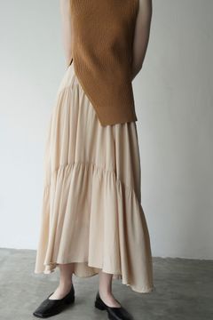 CURVE LINE TIERED SKIRT - IVORY
