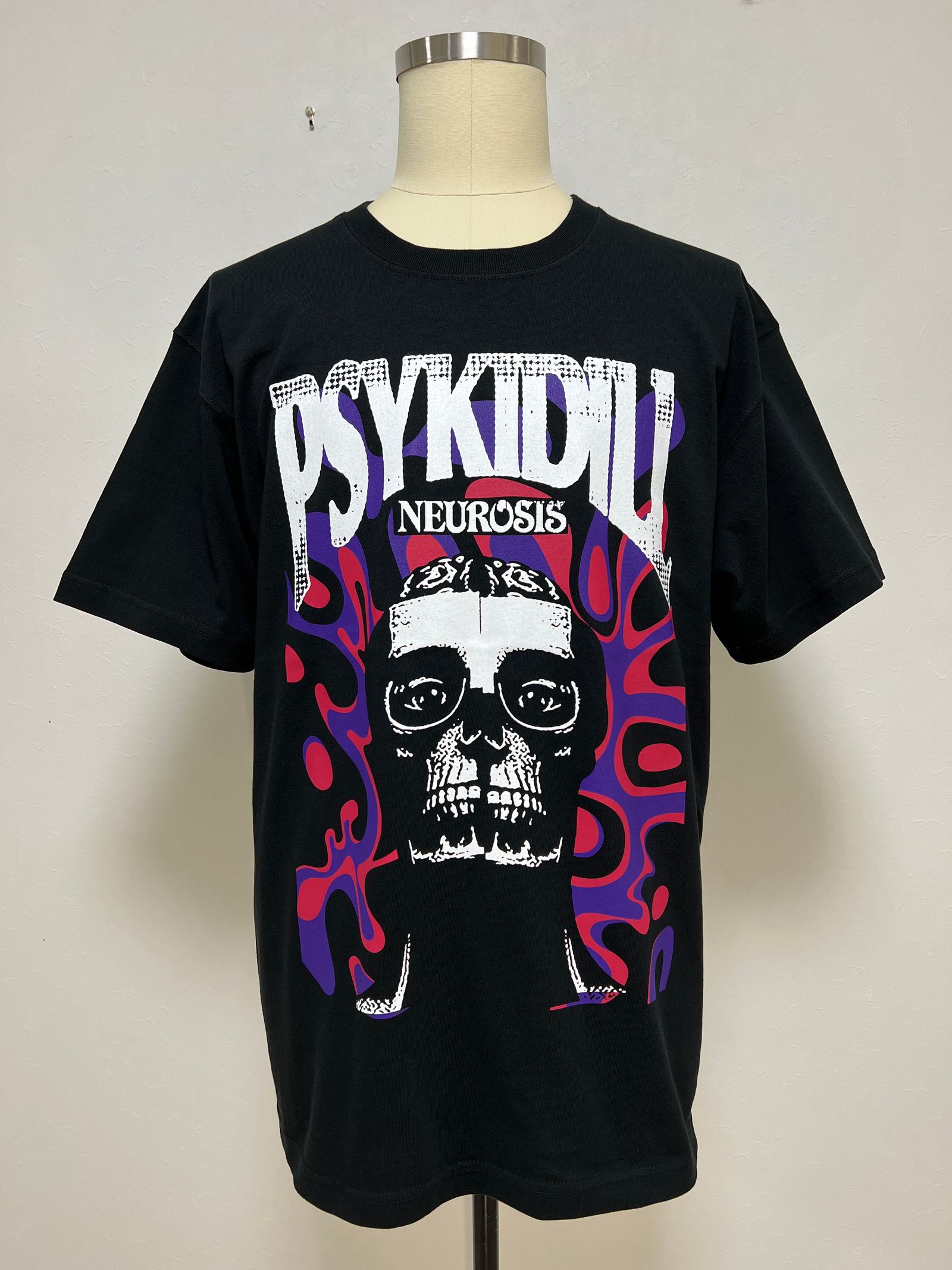 プリントTシャツ  - "TEE - COLLABORATION WITH TOM TOSSEYN "