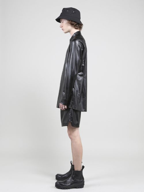 【JO1 川尻 蓮 着用】 ウォッシャブルライトフェイクレザーシャツ - Fake Leather Shirt - BLACK