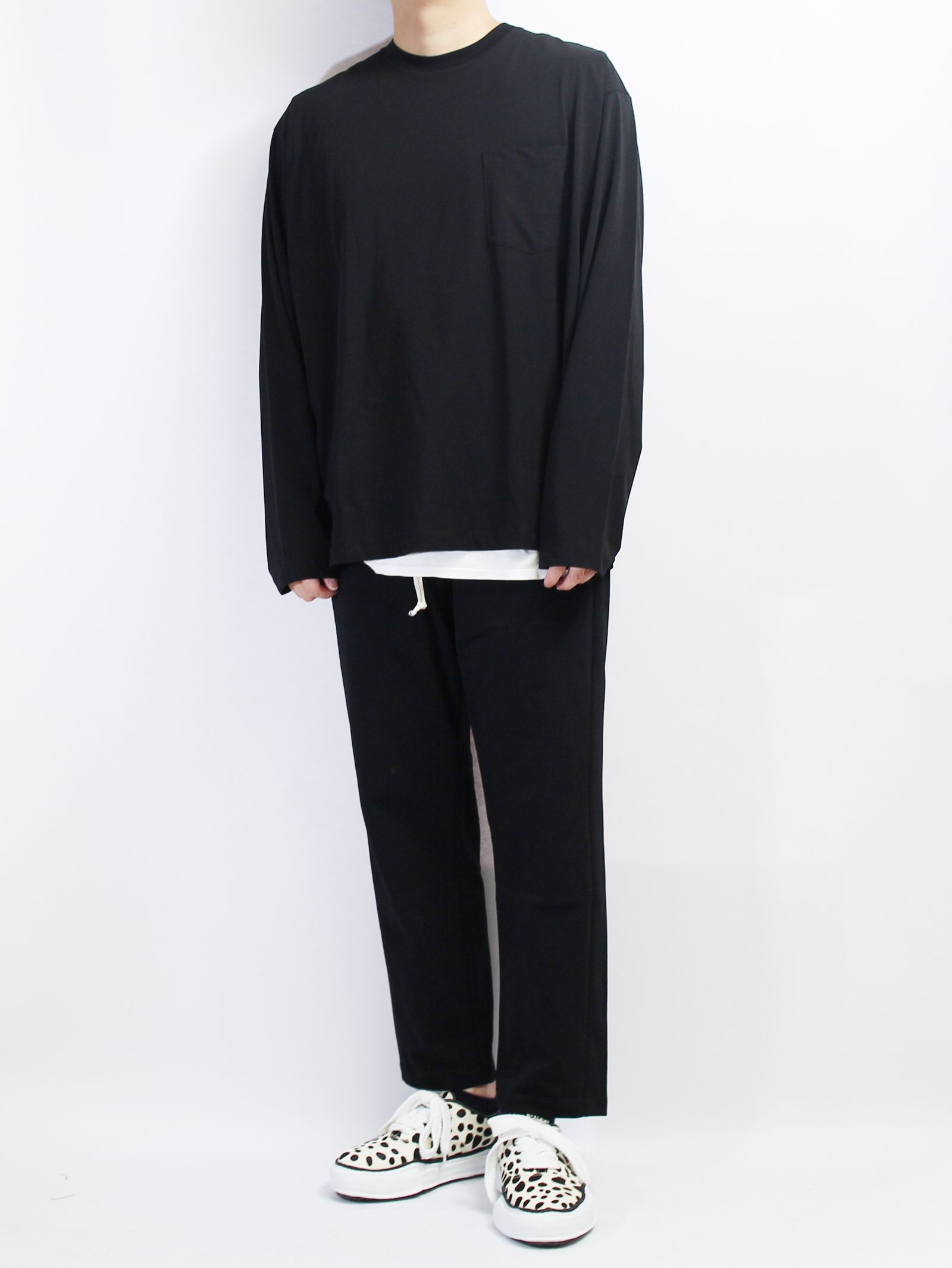 "POCKET TEE L/S - Technorama  - BLACK